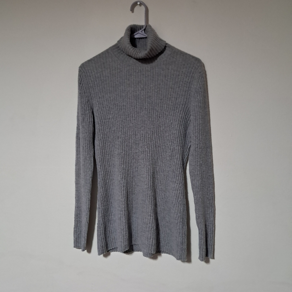 Academia Womens 100% Cashmere Turtleneck Ribbed Knit pullover top Academia sz M.